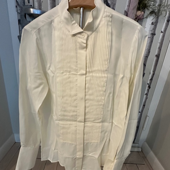 "BLACK FRIDAY SPECIAL" OFF WHITE LONG SLEEVED TUXEDO SHIRT - Picture 1 of 5